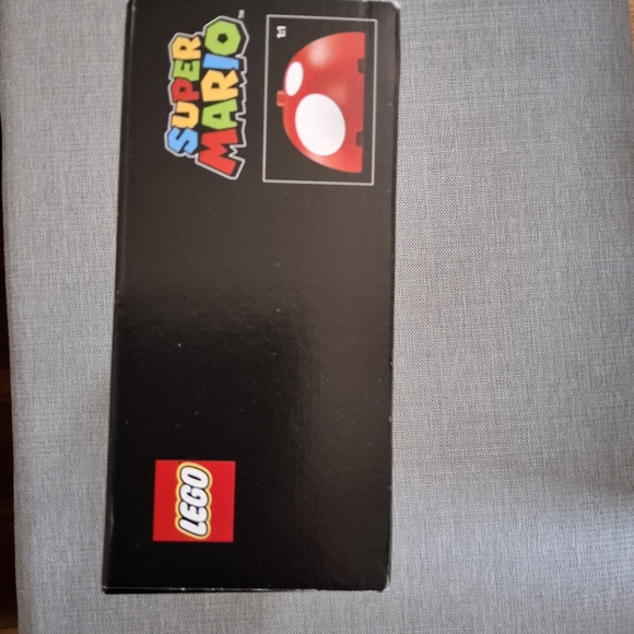 LEGO Super Mario Piranha Plant - Red, Green, White - Picture 8 of 10